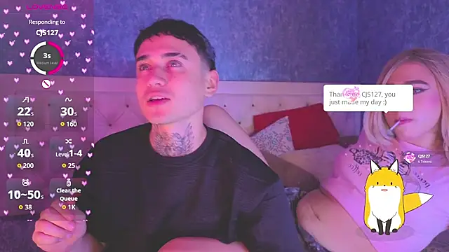 Snapshot of saraah_queen1 chatting on October 27, 4:57 am saraah queen1 online show from October 27, 4:57 am