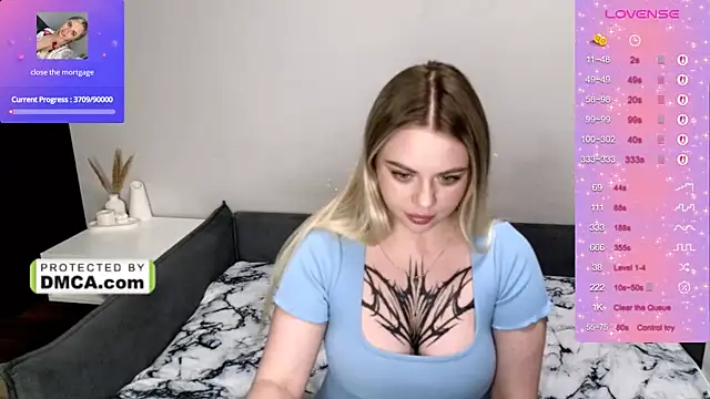 Snapshot of StasySweet chatting on December 16, 5:22 am StasySweet online show from December 16, 5:22 am