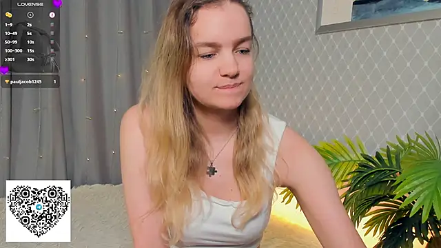 KerenFurguson online show from November 9, 7:51 pm