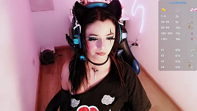 Lunyhose online show from March 3, 9:00 pm