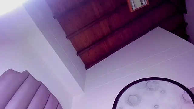 honny 23 online show from April 16, 9:39 pm