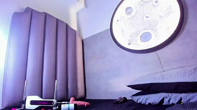 honny 23 online show from April 18, 7:40 pm