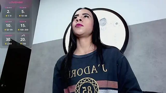 honny 23 online show from December 3, 9:36 pm