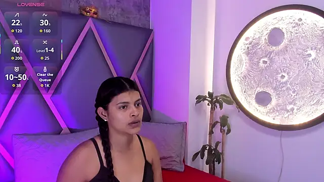 Miaa Rosse online show from November 20, 11:33 am