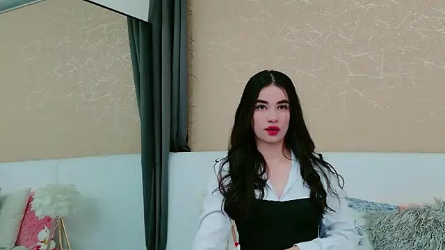 Snapshot of MiaDunoff chatting on November 20, 9:04 pm MiaDunoff online show from November 20, 9:04 pm