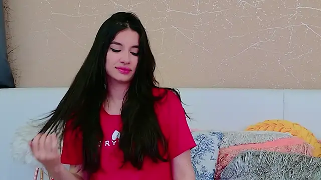 MiaDunoff online show from February 12, 10:20 pm