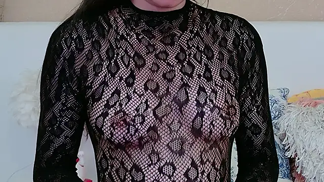 MiaDunoff online show from April 3, 9:54 pm