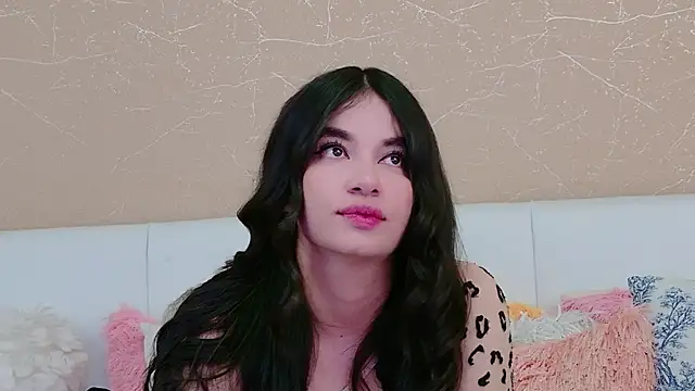 MiaDunoff online show from March 28, 10:00 pm