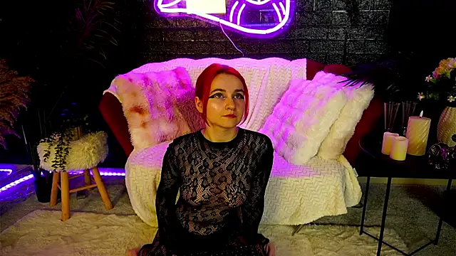 Snapshot of CherrySin chatting on June 12, 6:27 pm CherrySin online show from June 12, 6:27 pm