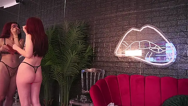 Snapshot of CherrySin chatting on November 25, 6:30 pm CherrySin online show from November 25, 6:30 pm