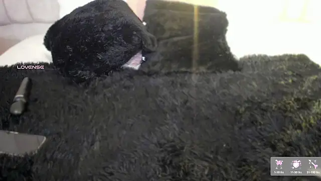 Snapshot of charlotte_line chatting on November 13, 5:06 pm charlotte line online show from November 13, 5:06 pm