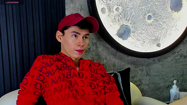 Snapshot of Deivid_oficial20 chatting on September 17, 7:27 pm Deivid oficial20 online show from September 17, 7:27 pm