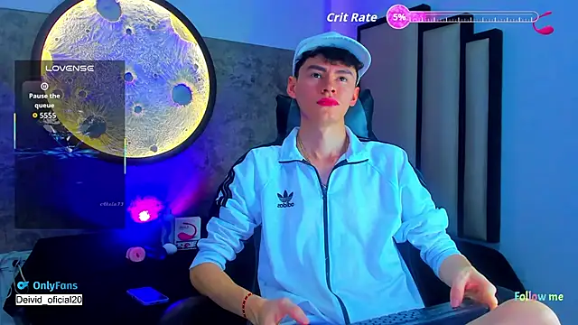 Snapshot of Deivid_oficial20 chatting on November 26, 7:47 pm Deivid oficial20 online show from November 26, 7:47 pm