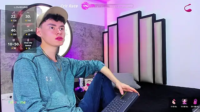 Snapshot of Deivid_oficial20 chatting on October 25, 7:47 pm Deivid oficial20 online show from October 25, 7:47 pm