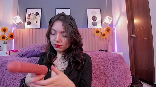 Nina Ford online show from April 8, 3:08 am