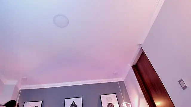 Snapshot of Nina_Ford chatting on July 1, 3:07 am Nina Ford online show from July 1, 3:07 am