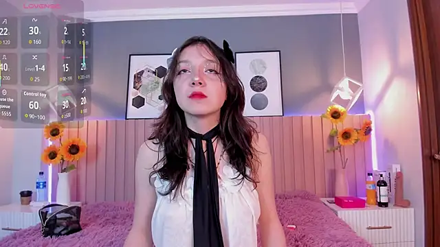 Snapshot of Nina_Ford chatting on February 24, 2:56 am Nina Ford online show from February 24, 2:56 am