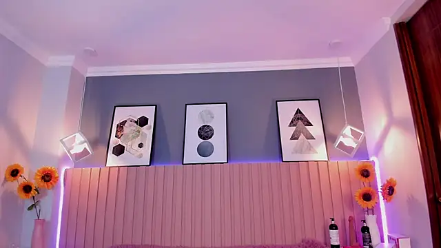 Nina Ford online show from March 14, 3:23 am