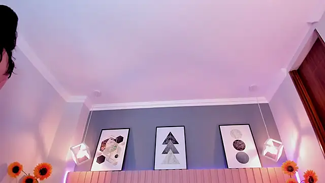 Nina Ford online show from March 27, 10:33 pm