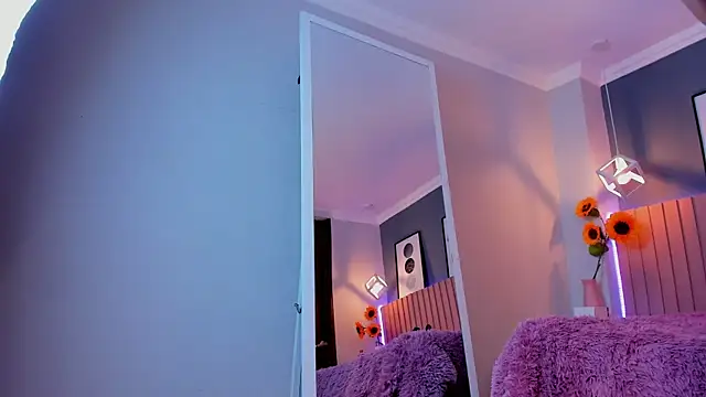 Nina Ford online show from November 15, 2:59 am