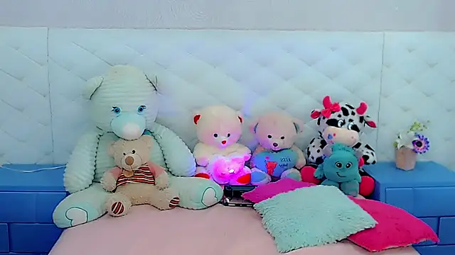 hanna sweett34 online show from December 3, 4:17 pm