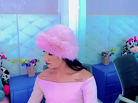 Snapshot of hanna_sweett34 chatting on September 25, 5:52 pm hanna sweett34 online show from September 25, 5:52 pm