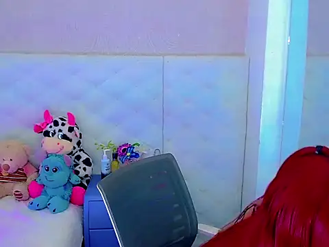Snapshot of hanna_sweett34 chatting on October 11, 7:59 pm hanna sweett34 online show from October 11, 7:59 pm