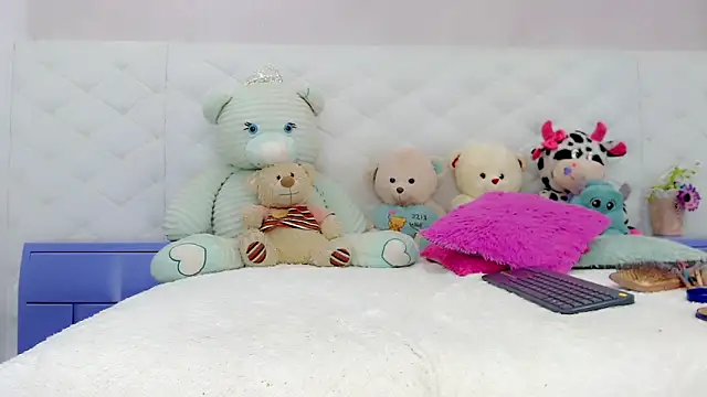 hanna sweett34 online show from November 12, 5:17 pm