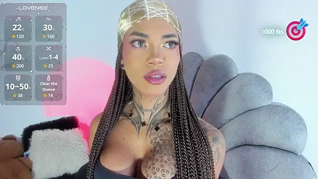 michell danna online show from December 18, 9:51 pm