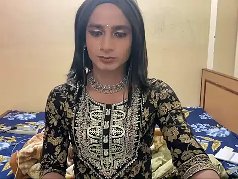 LuvLayla online show from January 12, 6:36 pm