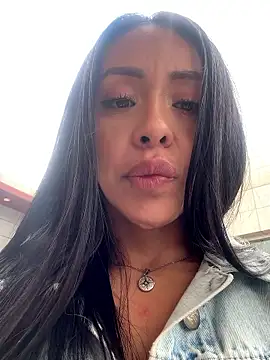 Snapshot of MarianaSandoval27 chatting on November 21, 5:34 pm MarianaSandoval27 online show from November 21, 5:34 pm