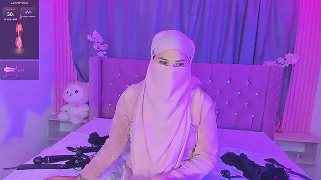 Nayla-Mouna online show from May 5, 7:33 am