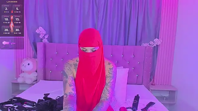 Nayla-Mouna online show from April 22, 7:59 am