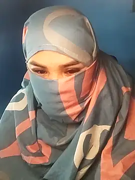 Nayla-Mouna online show from October 30, 5:43 pm