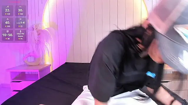 ALICESANDOVAL online show from April 2, 11:28 am