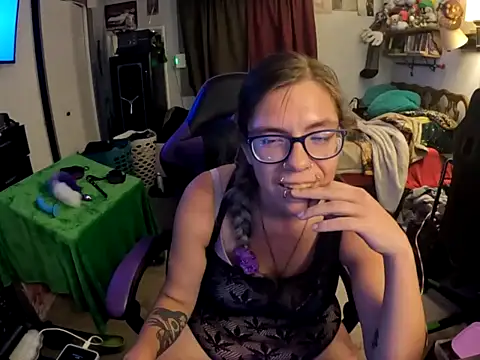 R4inbowK1tty online show from October 15, 3:27 am