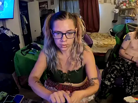 R4inbowK1tty online show from October 13, 4:08 pm