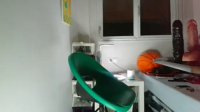 Maskpor2022 online show from March 22, 8:32 pm