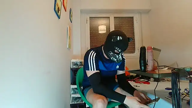 Maskpor2022 online show from March 27, 4:19 pm