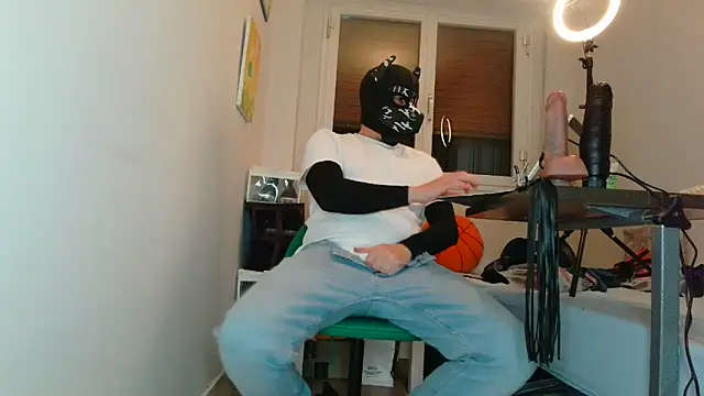 Maskpor2022 online show from March 12, 9:52 pm