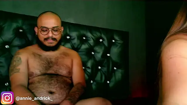  leda swan  online show from December 20, 3:20 am