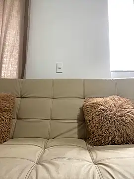 mia evanss26 online show from November 11, 8:25 pm