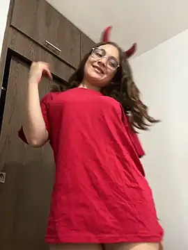 mia evanss26 online show from October 30, 8:50 pm