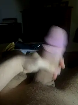 Snapshot of SinisterMads chatting on November 3, 3:59 pm SinisterMads online show from November 3, 3:59 pm