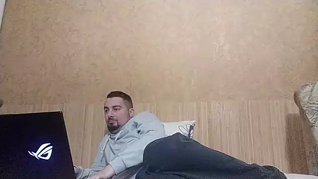 Snapshot of Joseph1Arnold chatting on September 18, 7:39 pm Joseph1Arnold online show from September 18, 7:39 pm