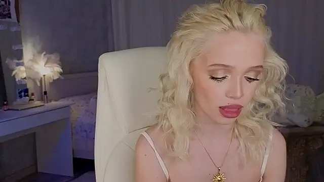 I am joss online show from February 27, 9:36 pm