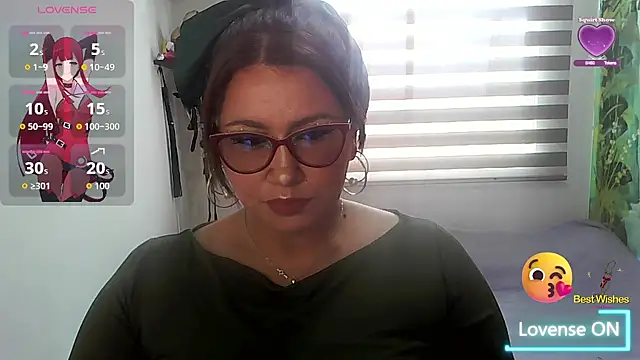 Vesper Vixen online show from October 19, 2:20 pm