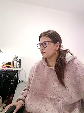 Vesper Vixen online show from November 12, 3:16 pm