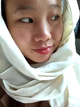 liu-liusexy online show from May 1, 12:59 am