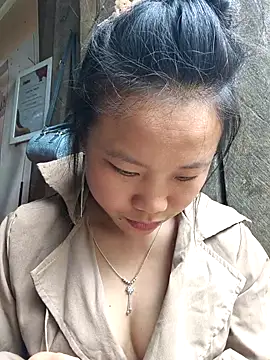liu-liusexy online show from May 10, 1:20 am